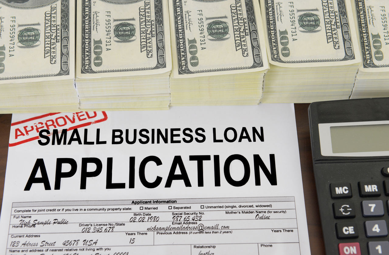 Small Business Line of Credit vs Business Loan, business financing options, business loan vs line of credit, cost of business capital